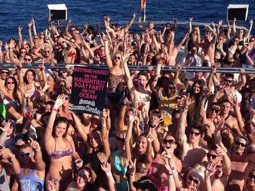 brielle walkerjames recommends topless boat party pic