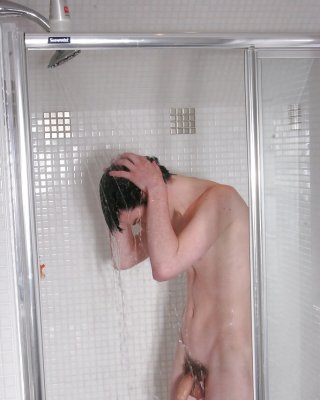 naked men showers