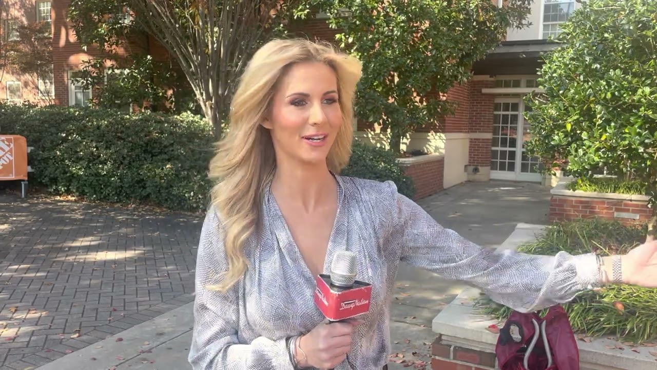 aruna kawal recommends laura rutledge naked pic