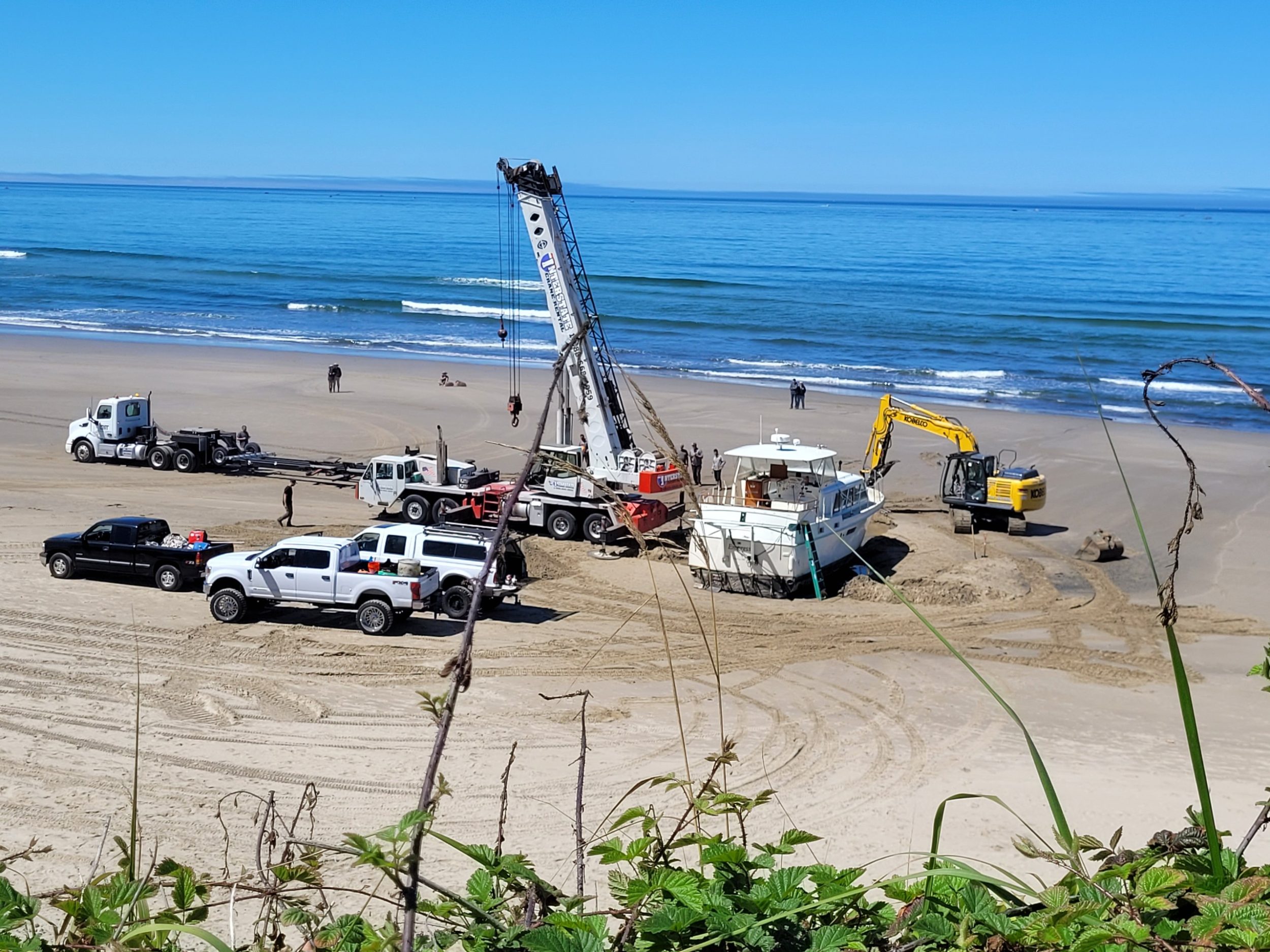 anthony aristy recommends brandy renee tow truck pic