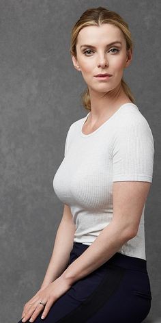 betty gilpin sexy