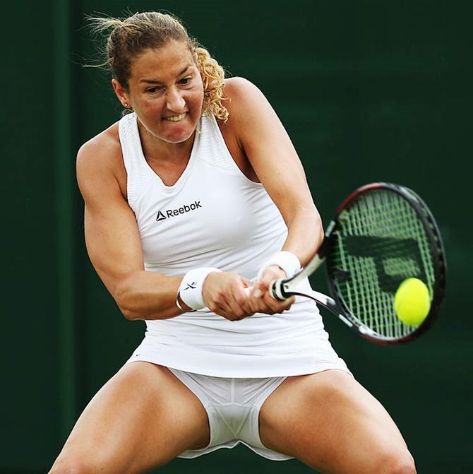 cynthia gaviola recommends Tennis Camel Toe