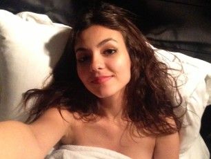 Victoria Justice Nude Leak smith boobs