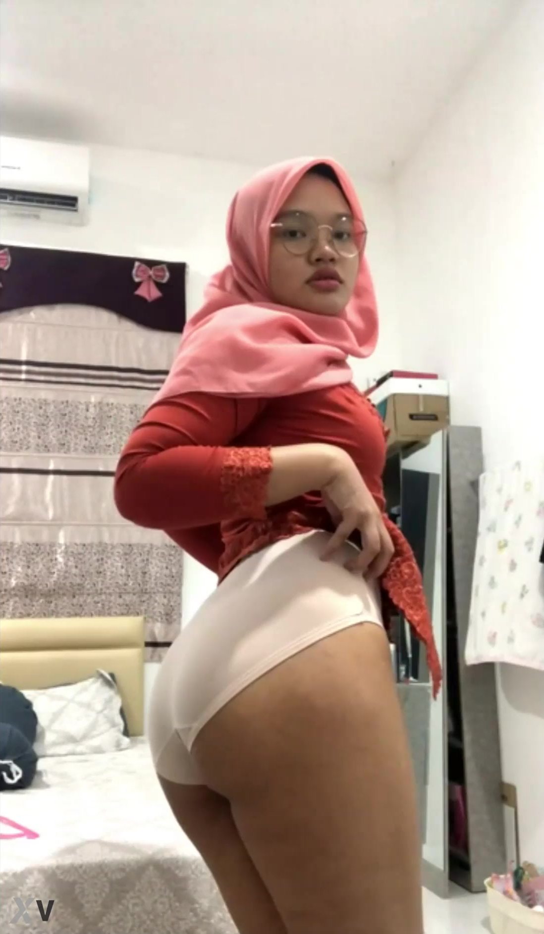 Jilbab Indo Porn batgirl shemale