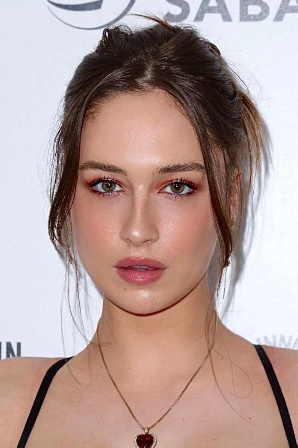 angie brashear recommends elsie hewitt instagram pic