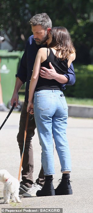 ana de armas ass