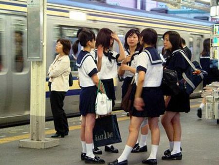 becky bergeron recommends Japanese Subway Groping