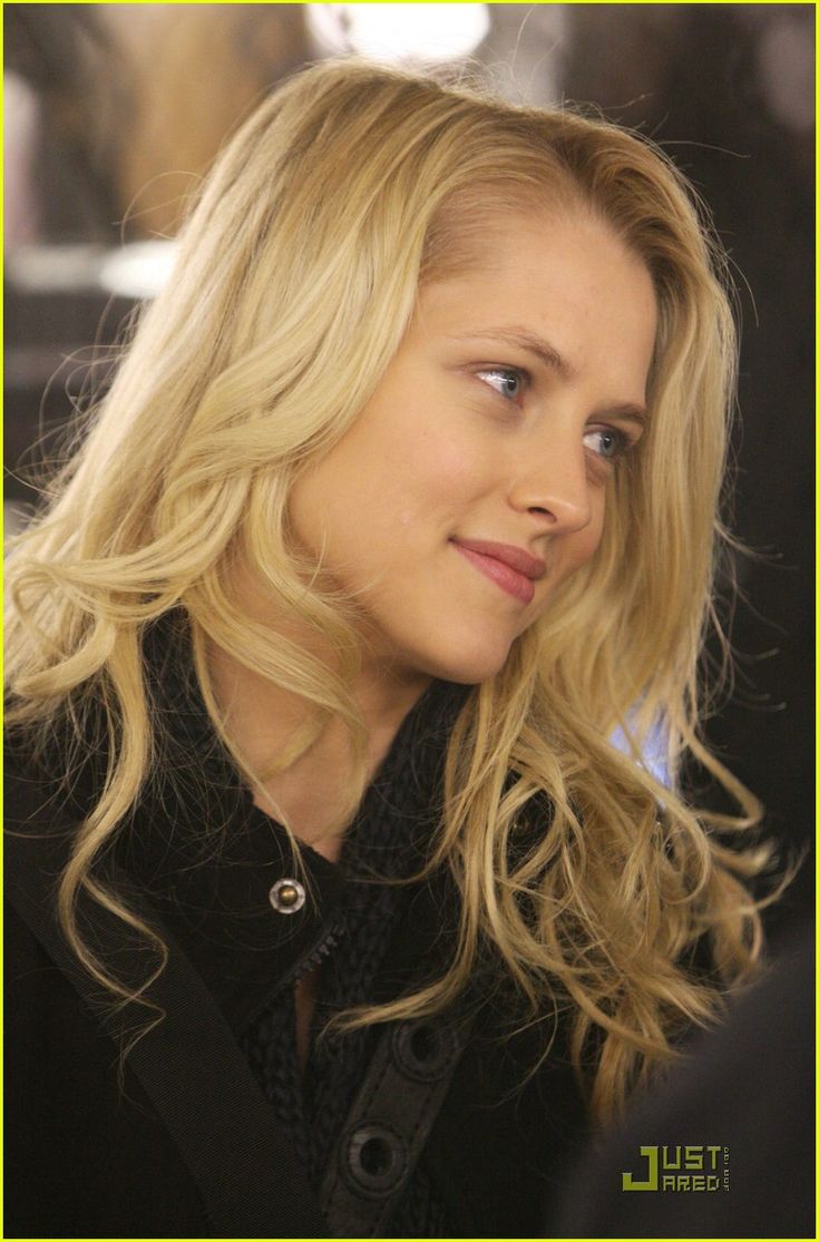 alamgir nishad add teresa palmer sexy photo