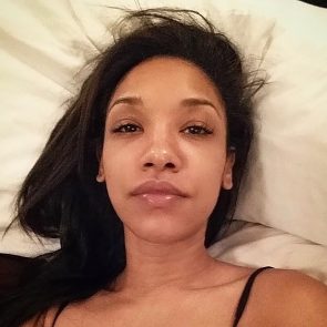 Candice Patton Tits stipper vid