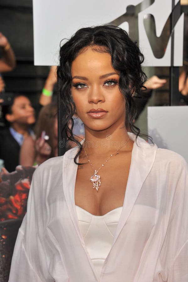 Best of Rihanna hottest pics