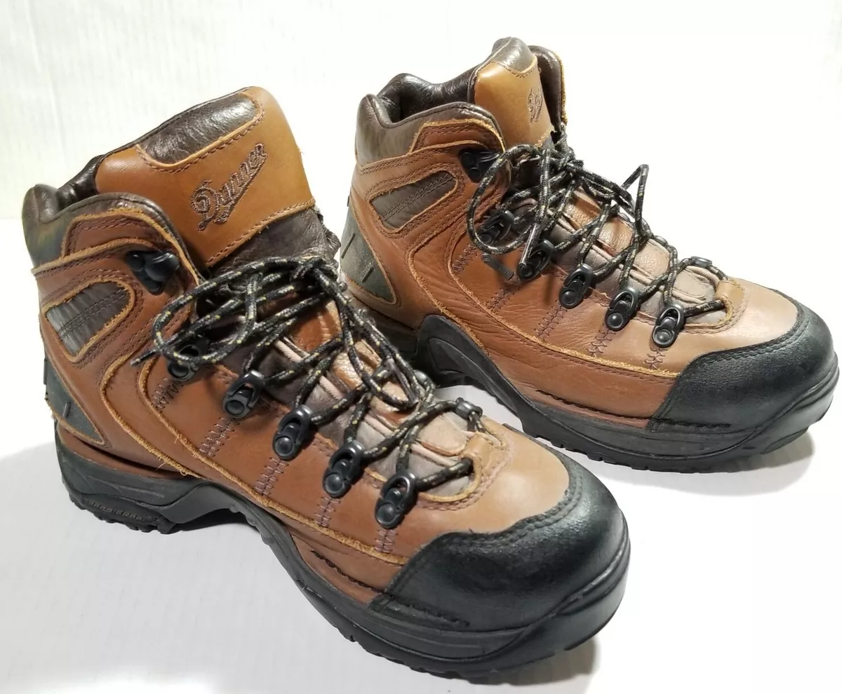 audra crosby recommends Danner 453 Review