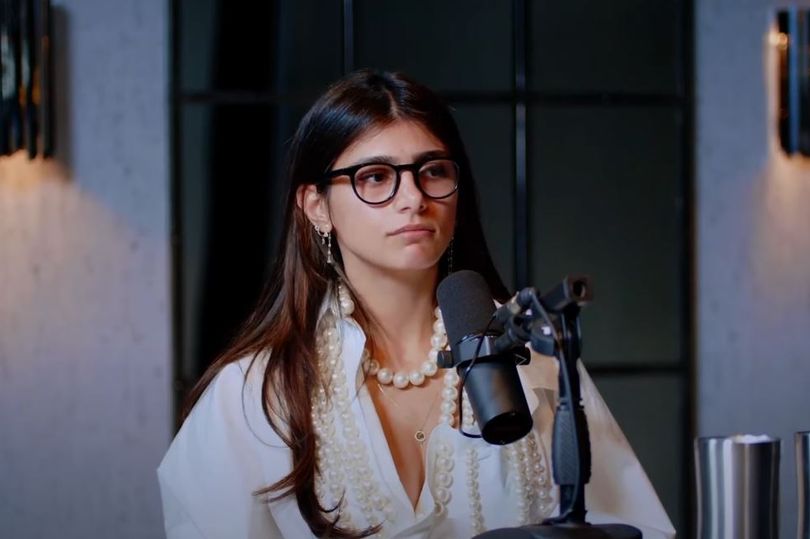 candice lundgren recommends Mia Khalifa Toy