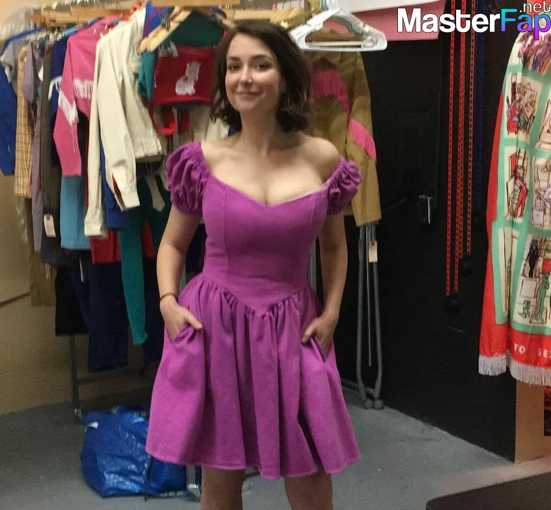 dean threadgill add photo milana vayntrub porn video