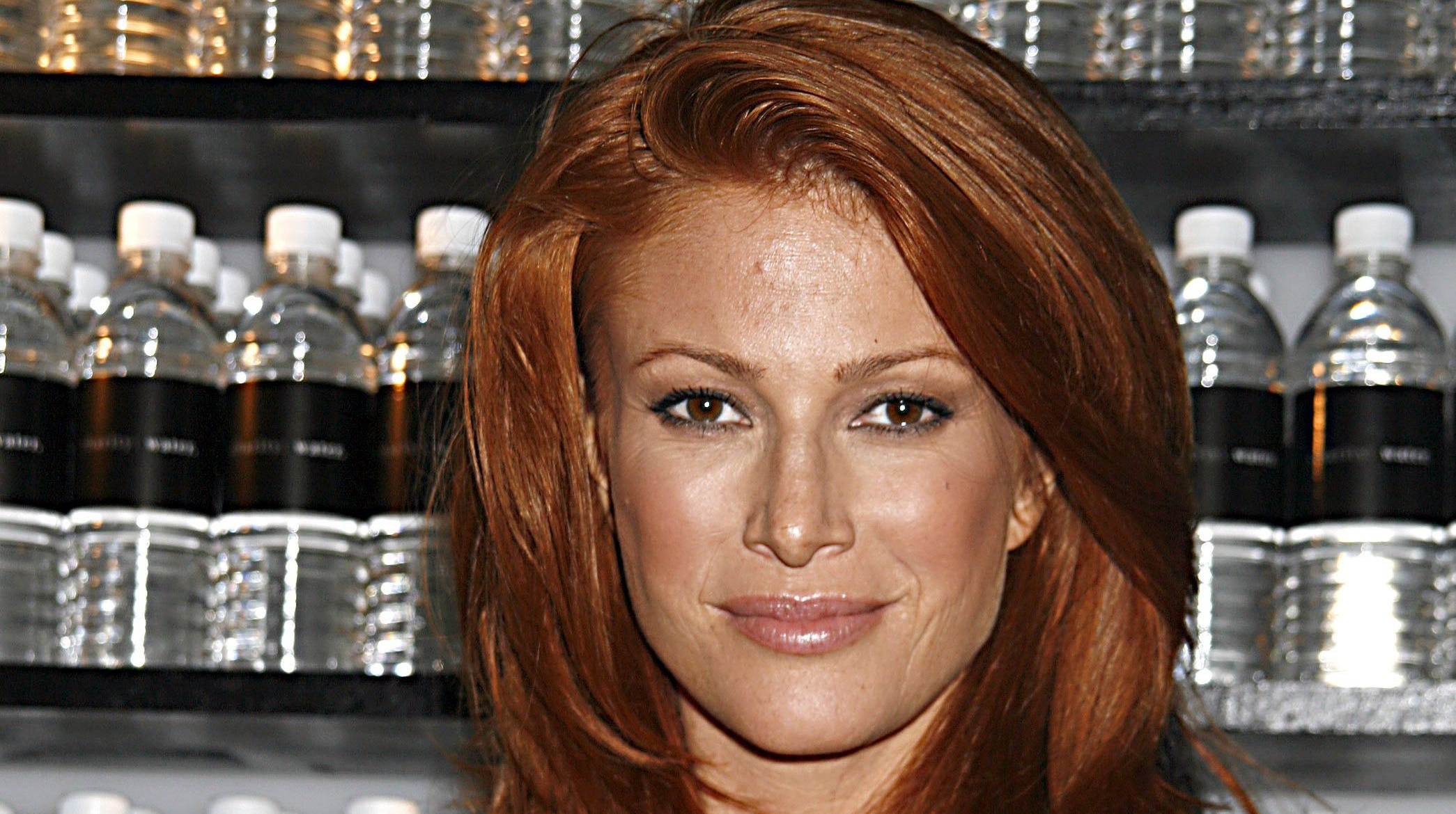 dana wages share angie everhart height photos