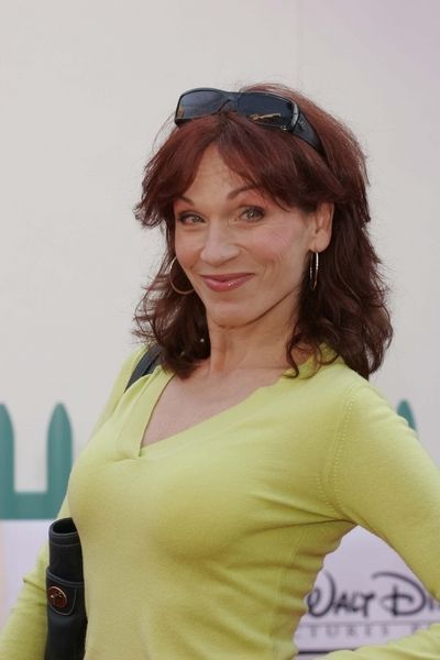 dex doanx add marilu henner boobs photo