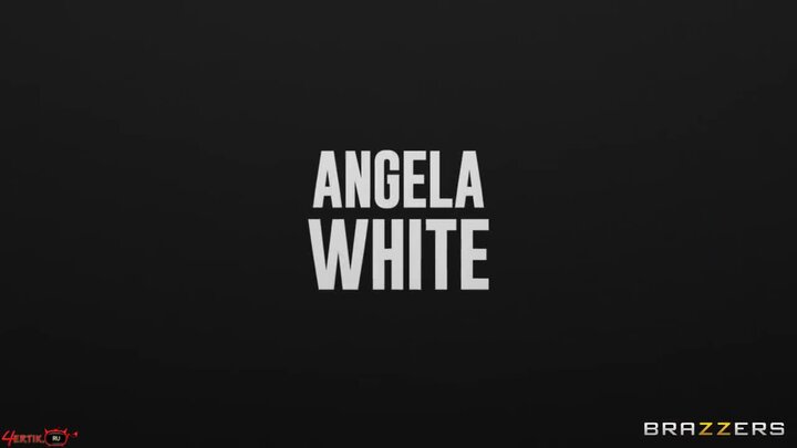 angela white new years smash