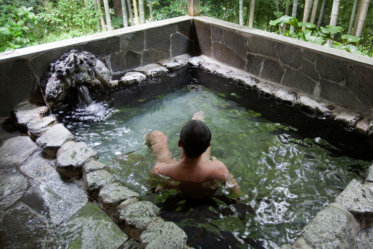 Nude Bath In Japan queen elsa