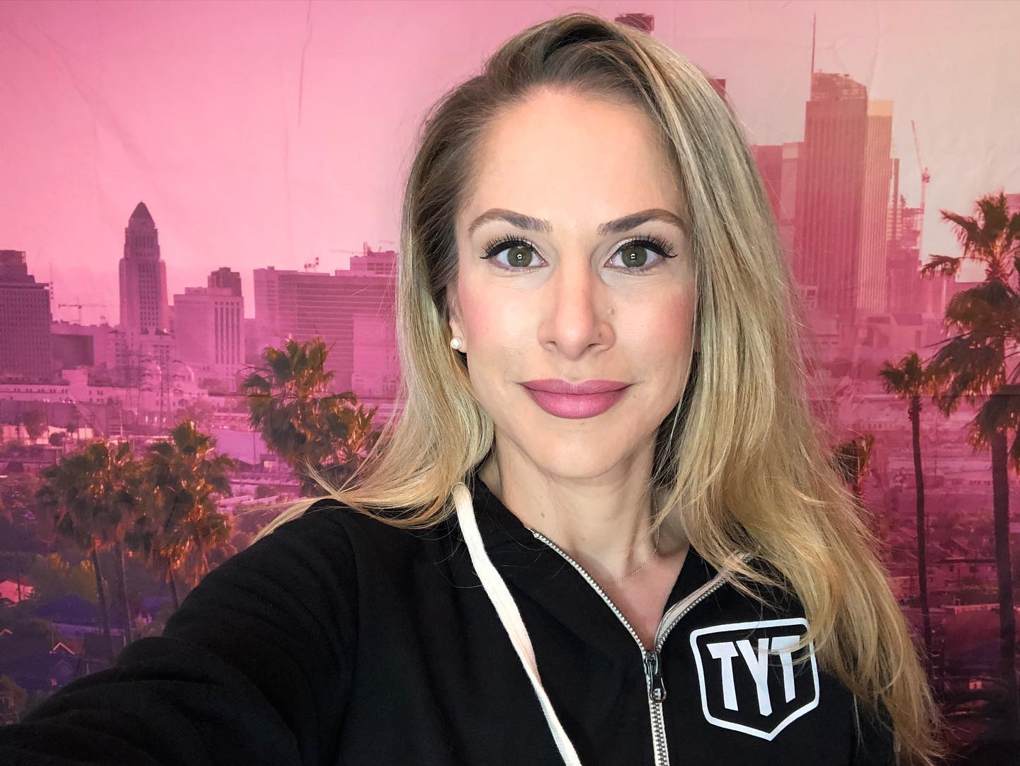 anna kasparian hot