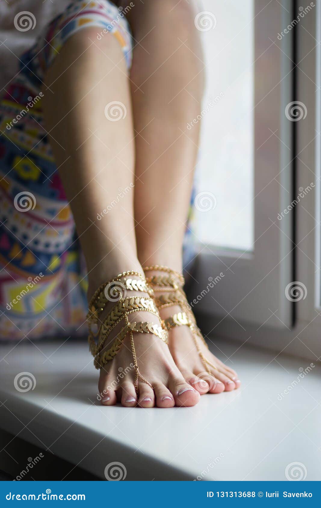 Best of Feet worship under table