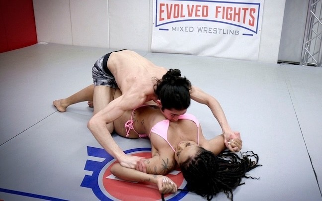 alejandra escoto share evolved fights mixed wrestling photos