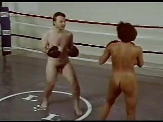 amr youness recommends Naked Female Boxers