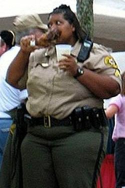 cory lincoln add fat policewoman photo