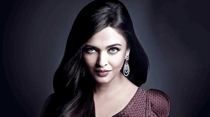 Aishwarya Rai Teenager massage svenskporrfilm