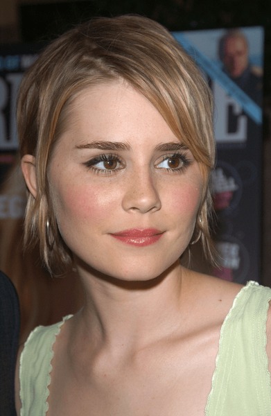 alison lohman naked