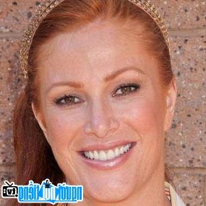 christopher de la flor recommends angie everhart height pic