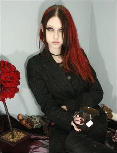 darrell belle recommends liz vicious photos pic