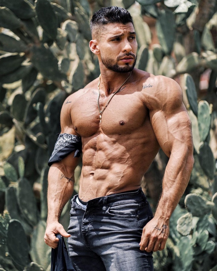 david fuertes recommends Hunk Muscle Nude