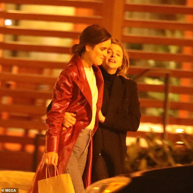 barbara kime recommends chloe grace moretz lesbian pic