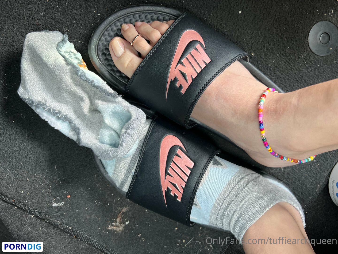 debbie channell recommends nike slides porn pic