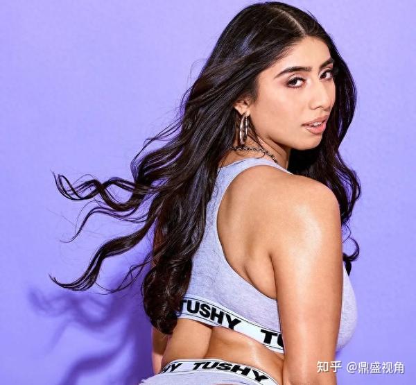 brenda irizarry recommends violet myers tushy pic