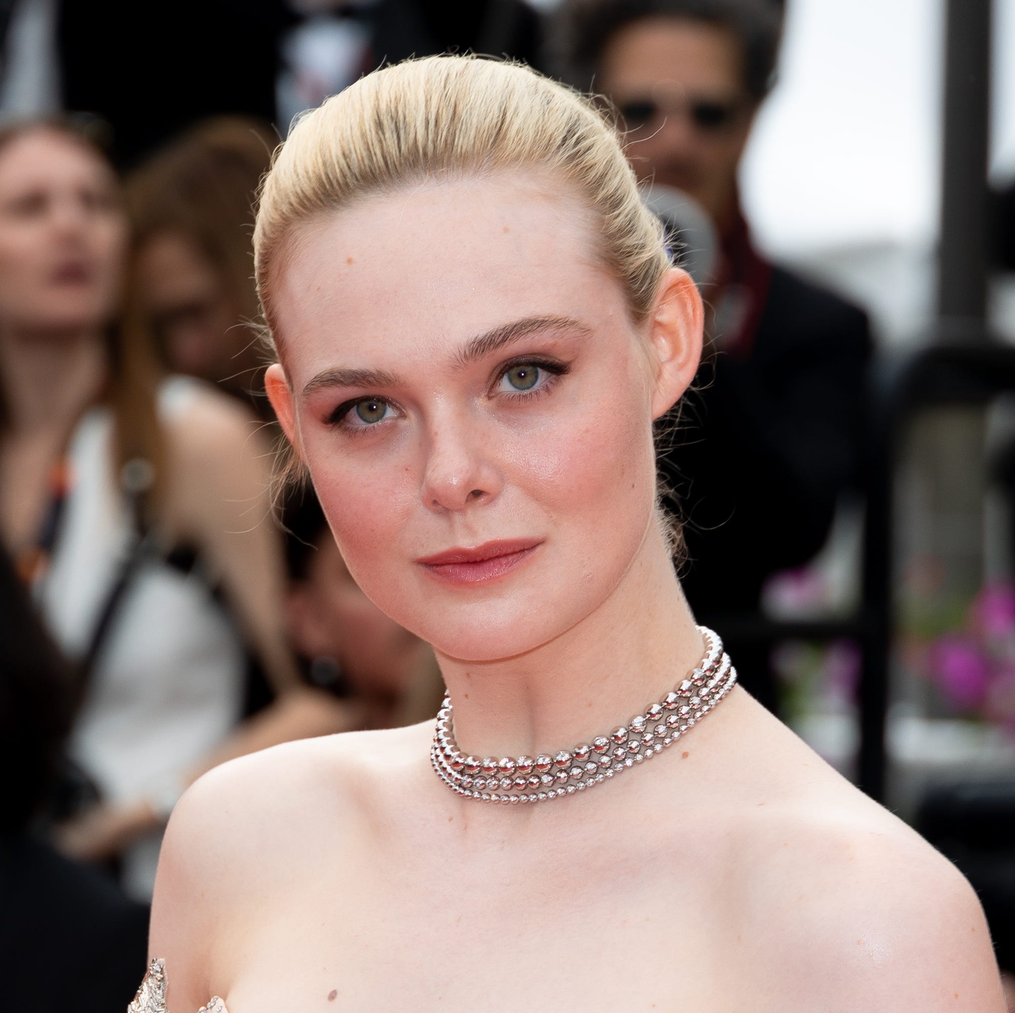 amany elsaid recommends Elle Fanning Nipple