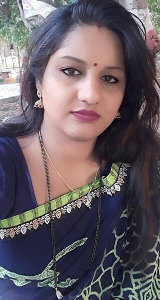 Desi Auntymaza good sexting