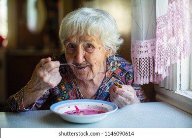 Best of Grandma eating come