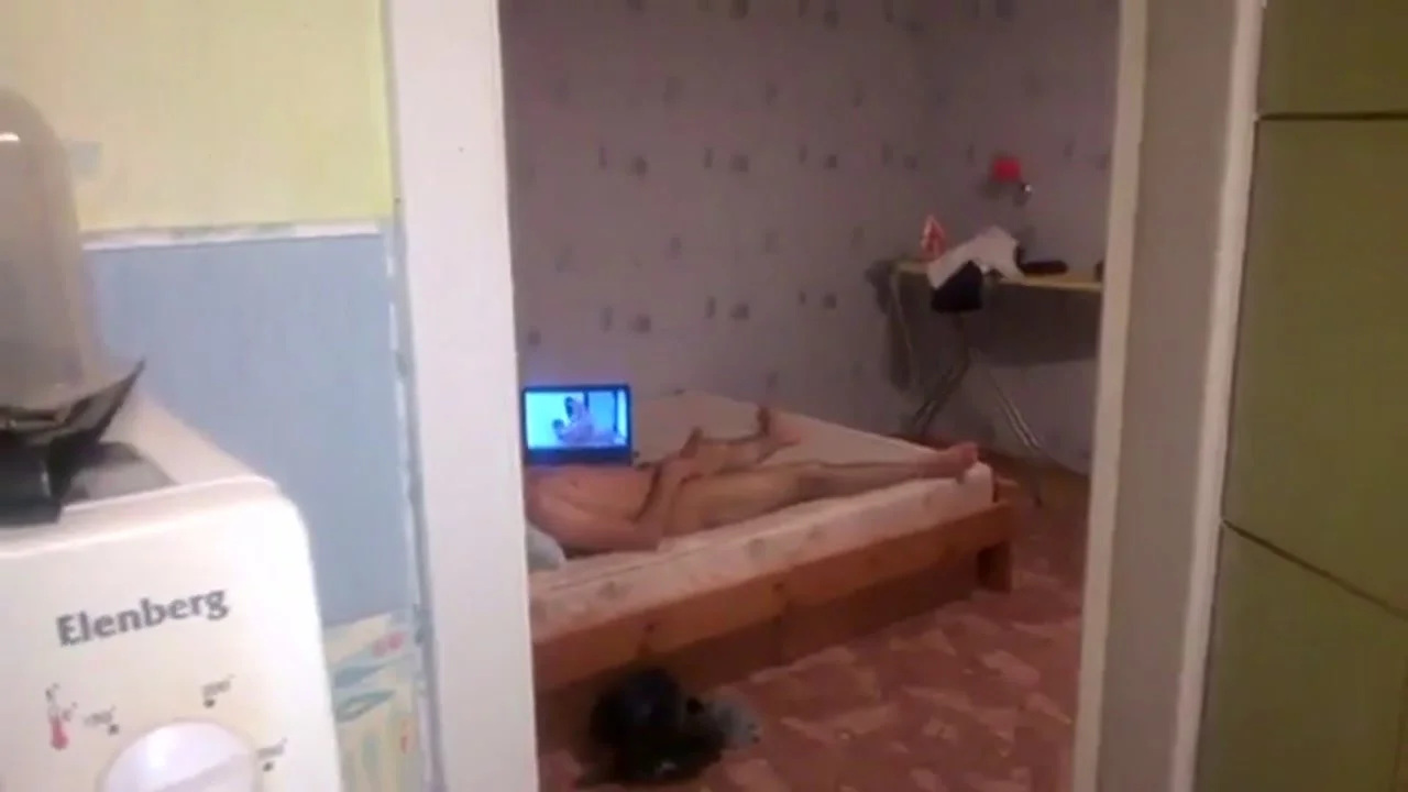 guy brings friend in to record home porn video