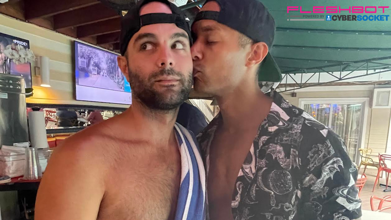 bobby herbert add island boys kissing porn photo