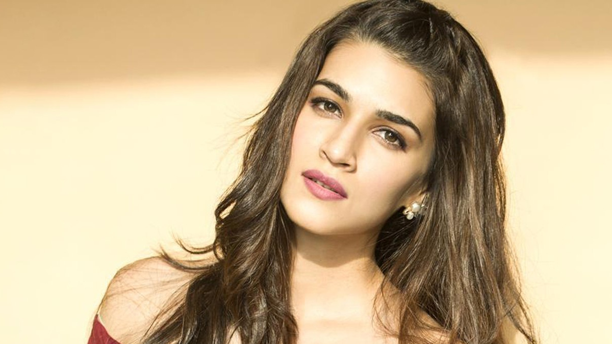 anson tsoi share kriti sanon porn photos