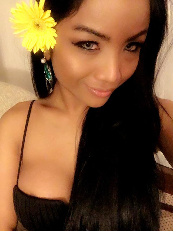 Best of Ladyboy leeya