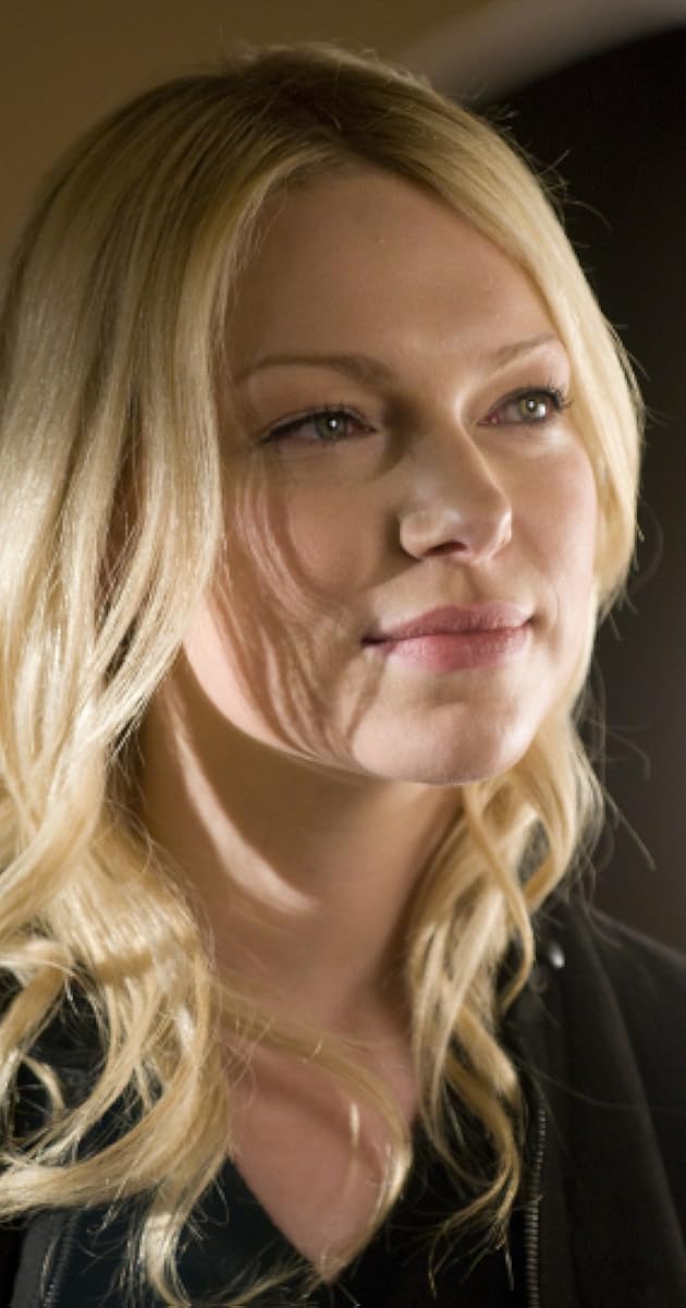 aina izzatie recommends Laura Prepon Blonde