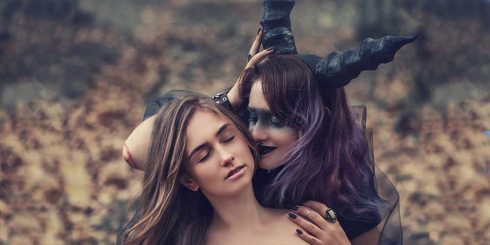 adrianna wright recommends Lesbian Succubi