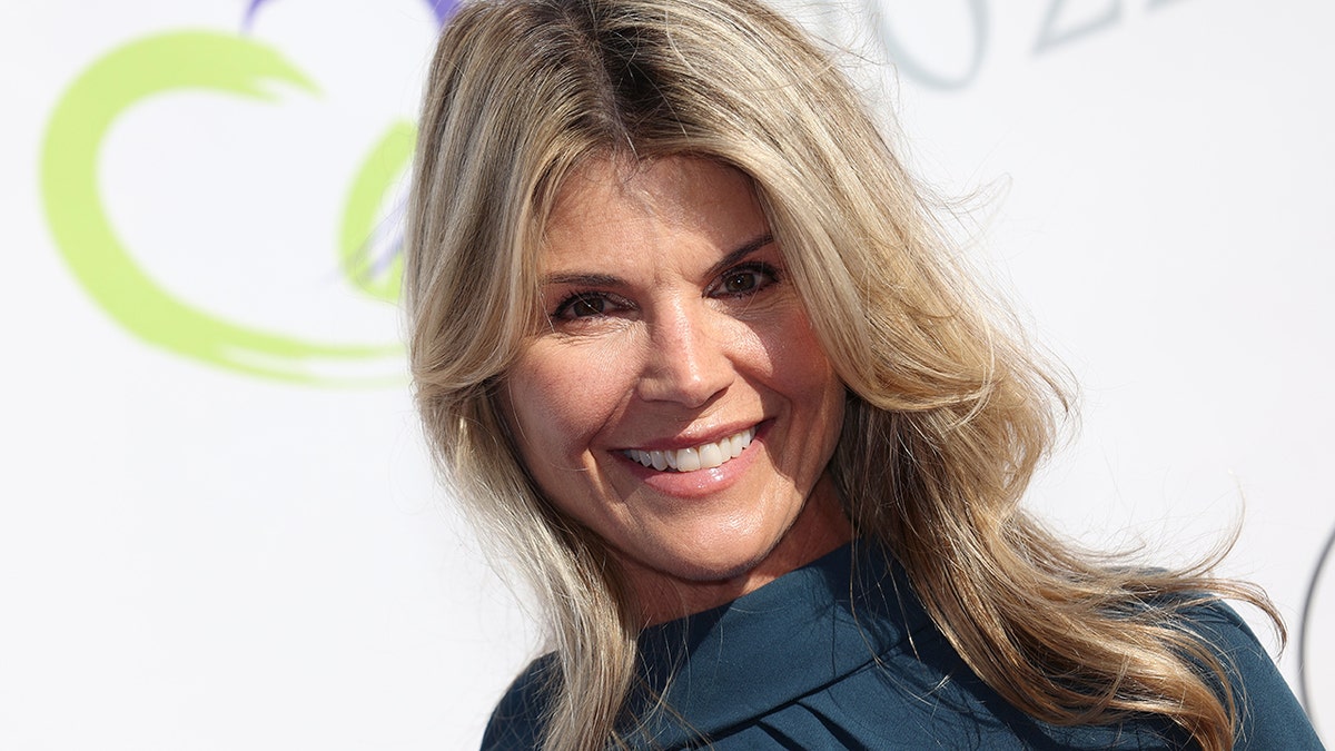 bub hall recommends lori loughlin nude pic