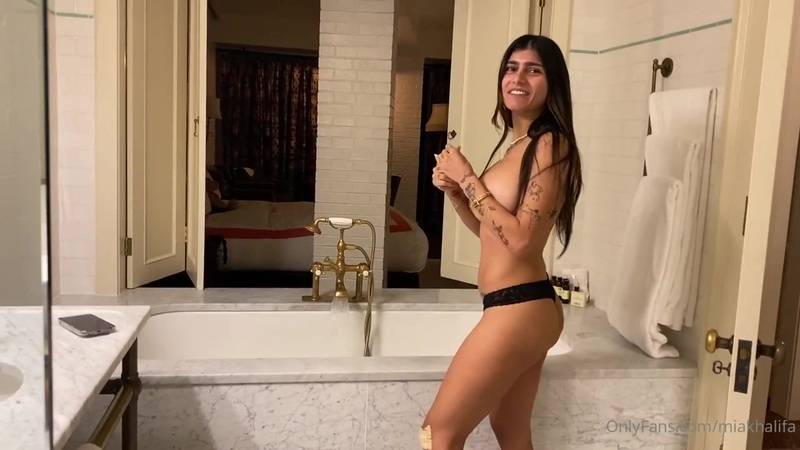 bill enns recommends mia khalifa bathtub pic