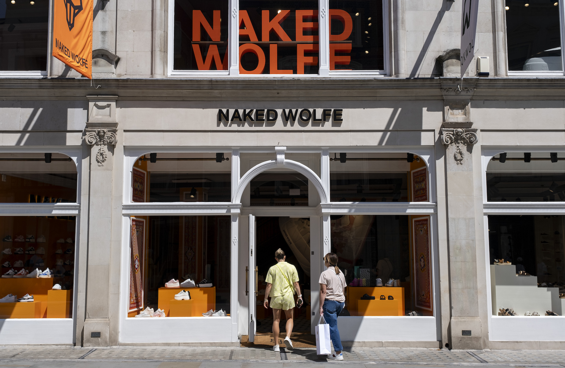 amanda monty recommends naked at a store pic