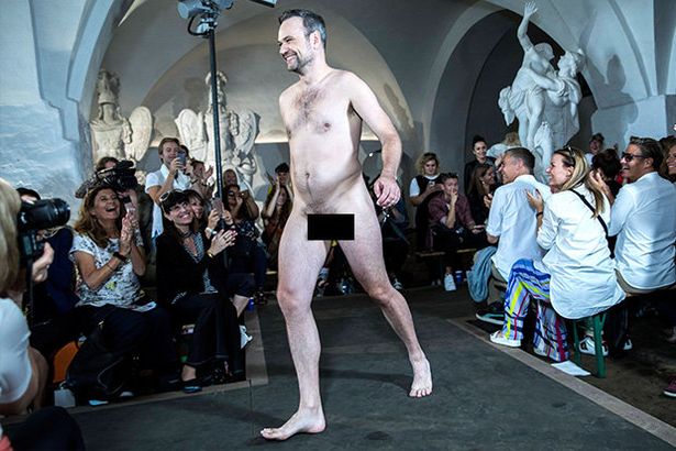 bob cosner recommends naked in fashion show pic