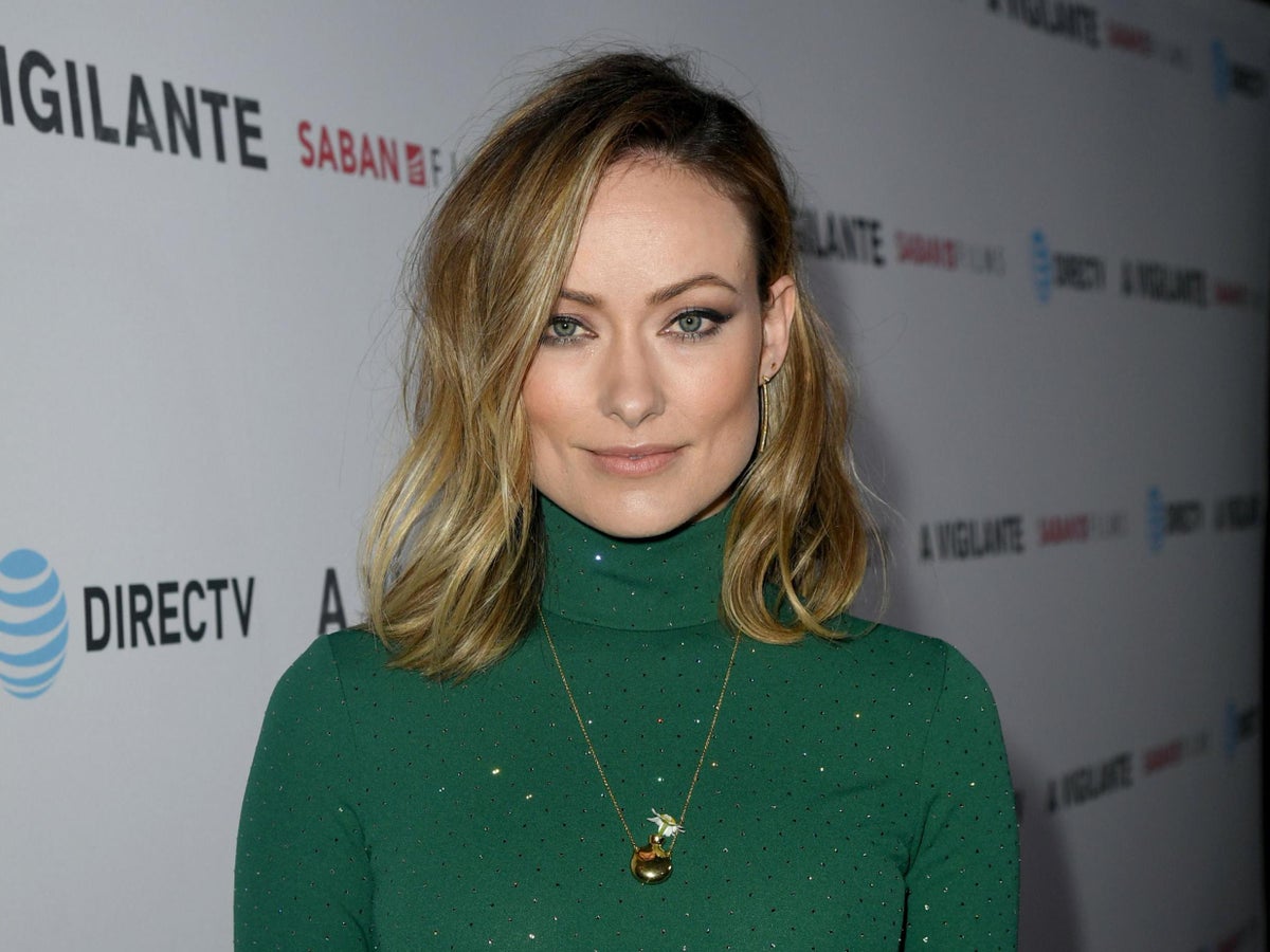 charlotte huck recommends olivia wilde naked change up pic